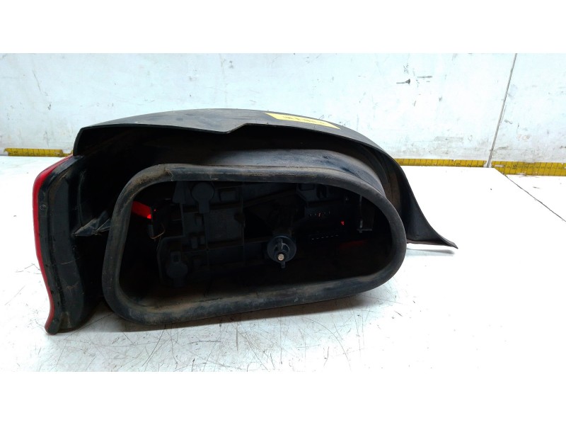 Recambio de piloto trasero izquierdo para citroën saxo (s0, s1) 1.1 x, sx referencia OEM IAM   