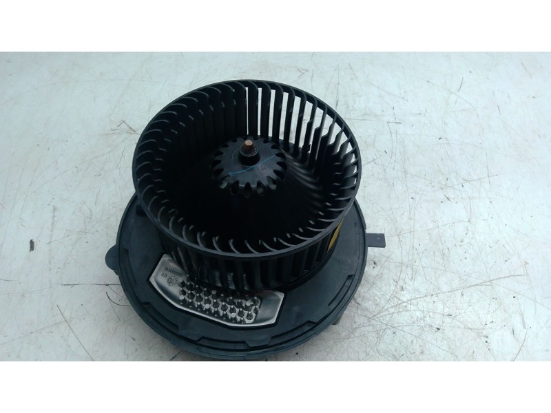 Recambio de motor calefaccion para skoda superb iii (3v3) 2.0 tdi referencia OEM IAM 5WB819021  