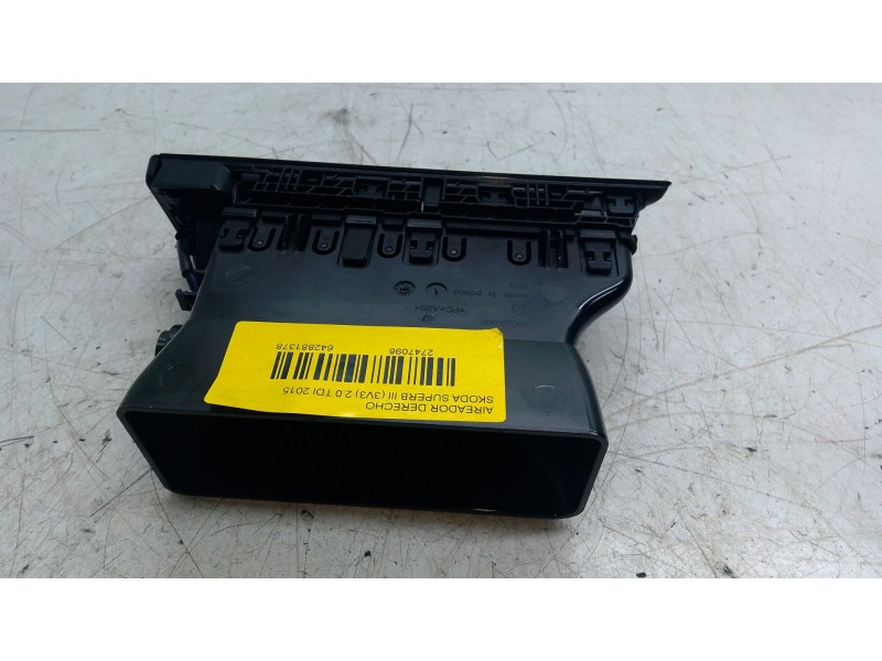 Recambio de aireador derecho para skoda superb iii (3v3) 2.0 tdi referencia OEM IAM 3V0819702D  