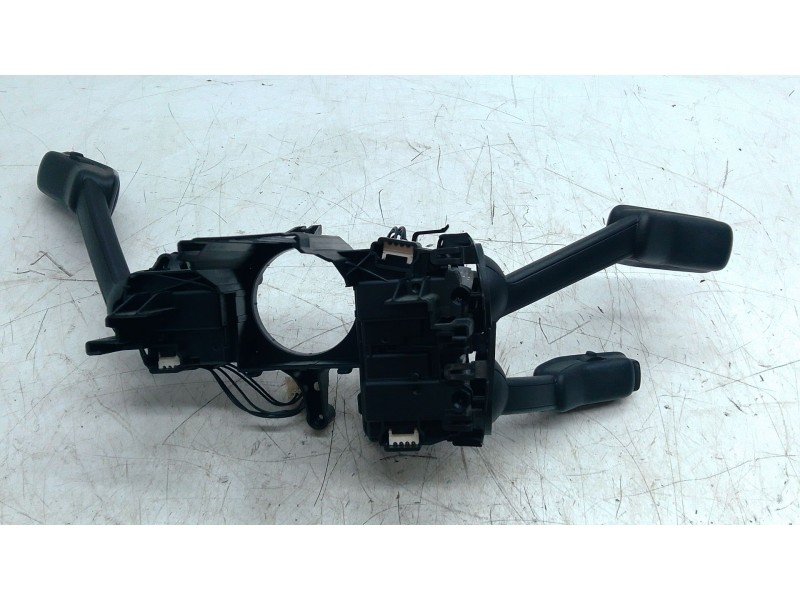Recambio de mando intermitentes y limpia para skoda superb iii (3v3) 2.0 tdi referencia OEM IAM   