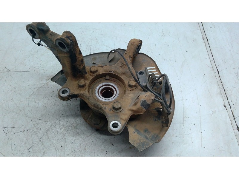 Recambio de mangueta delantera derecha para toyota auris (_e15_) 1.8 hybrid (zwe150_) referencia OEM IAM   