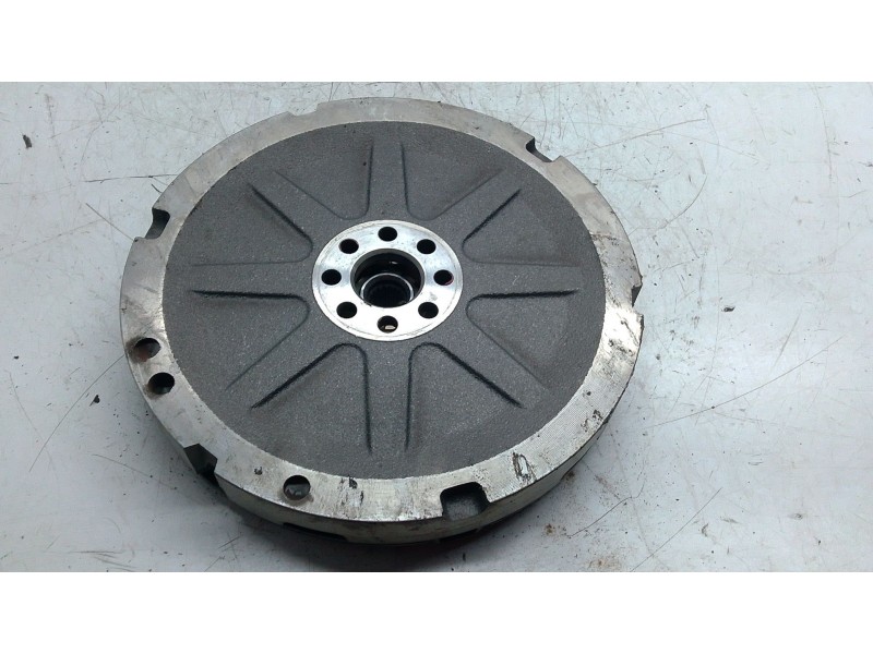 Recambio de volante motor para toyota auris (_e15_) 1.8 hybrid (zwe150_) referencia OEM IAM   