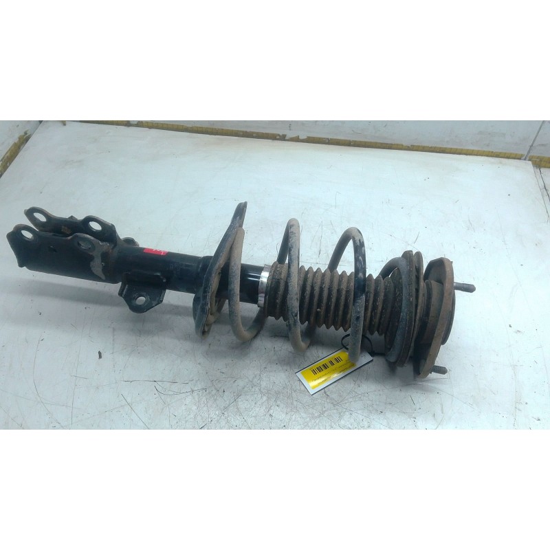 Recambio de amortiguador delantero derecho para toyota auris (_e15_) 1.8 hybrid (zwe150_) referencia OEM IAM 4851009R70  