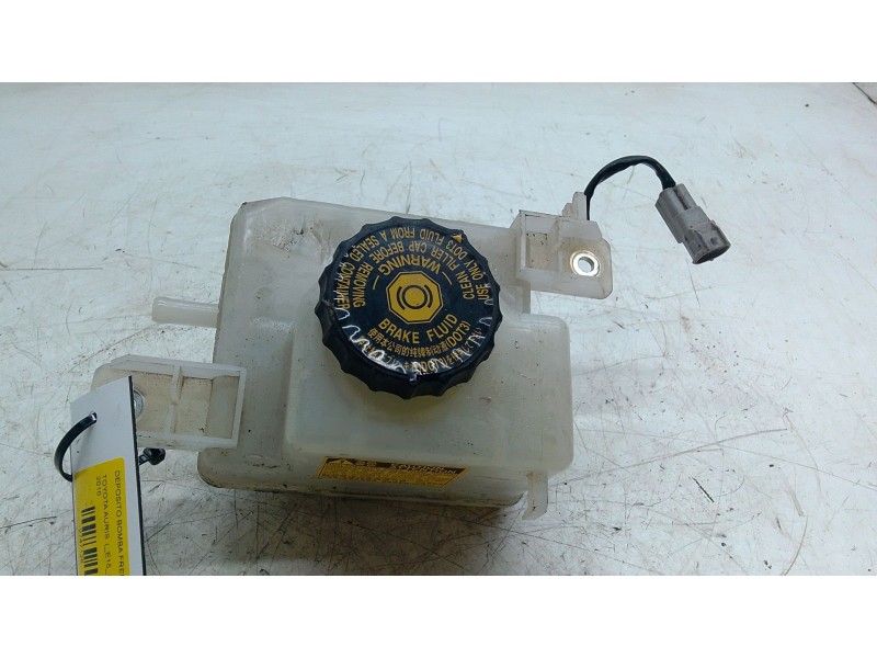 Recambio de deposito bomba freno para toyota auris (_e15_) 1.8 hybrid (zwe150_) referencia OEM IAM 4722047060  
