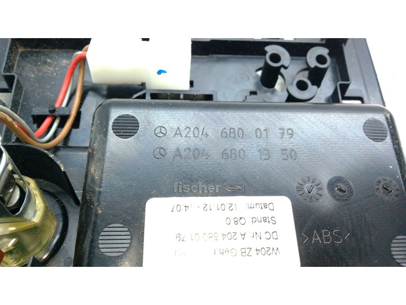 Recambio de cenicero para mercedes-benz clase c t-model (s204) c 220 cdi (204.202) referencia OEM IAM A2046800179  