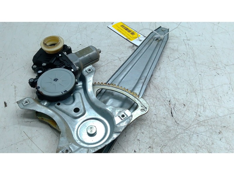 Recambio de elevalunas trasero izquierdo para toyota auris (_e15_) 1.8 hybrid (zwe150_) referencia OEM IAM 857100D100  