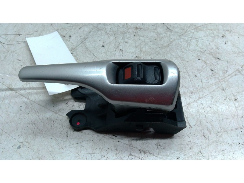 Recambio de maneta interior trasera izquierda para toyota auris (_e15_) 1.8 hybrid (zwe150_) referencia OEM IAM   