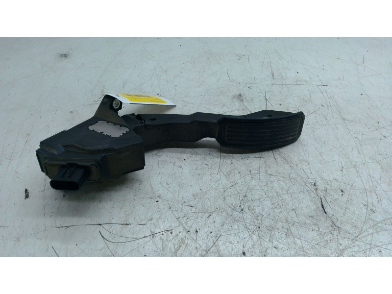 Recambio de pedal acelerador para toyota auris (_e15_) 1.8 hybrid (zwe150_) referencia OEM IAM 7811002011  