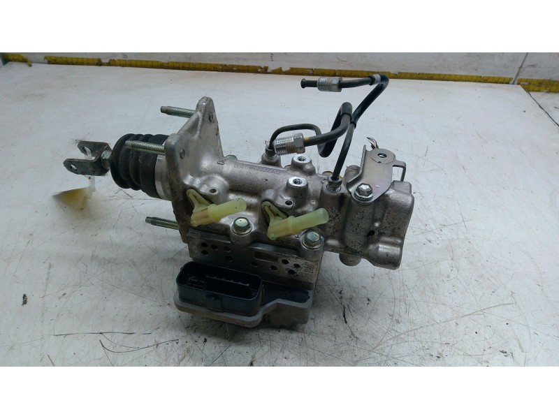 Recambio de abs para toyota auris (_e15_) 1.8 hybrid (zwe150_) referencia OEM IAM 4721012080  