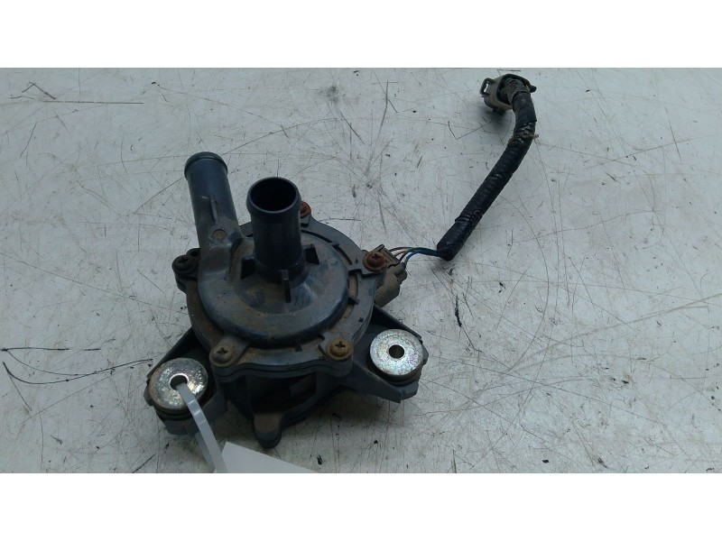 Recambio de motor electrico de agua para toyota auris (_e15_) 1.8 hybrid (zwe150_) referencia OEM IAM G904048020  
