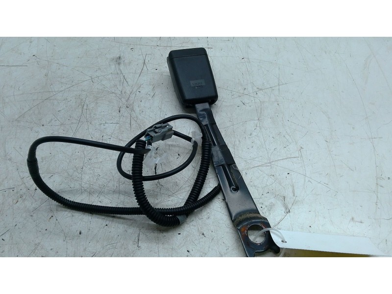 Recambio de enganche delantero izquierdo para toyota auris (_e15_) 1.8 hybrid (zwe150_) referencia OEM IAM   