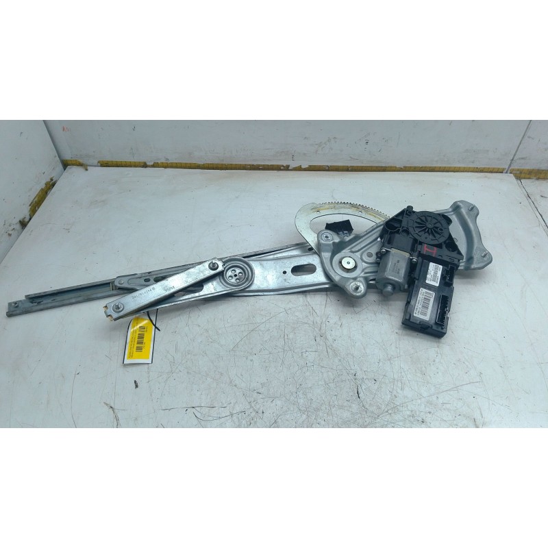 Recambio de elevalunas delantero izquierdo para renault grand scénic iii (jz0/1_) 1.5 dci referencia OEM IAM   