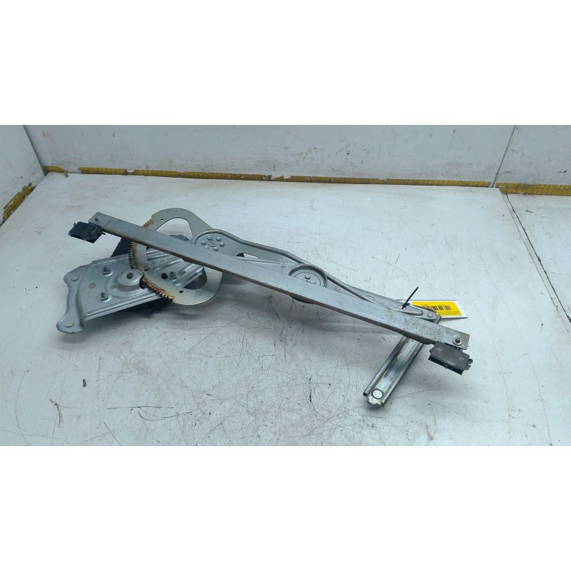 Recambio de elevalunas delantero derecho para renault grand scénic iii (jz0/1_) 1.5 dci referencia OEM IAM 966415102  