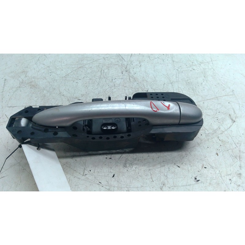 Recambio de maneta exterior trasera derecha para renault grand scénic iii (jz0/1_) 1.5 dci referencia OEM IAM 806060042  