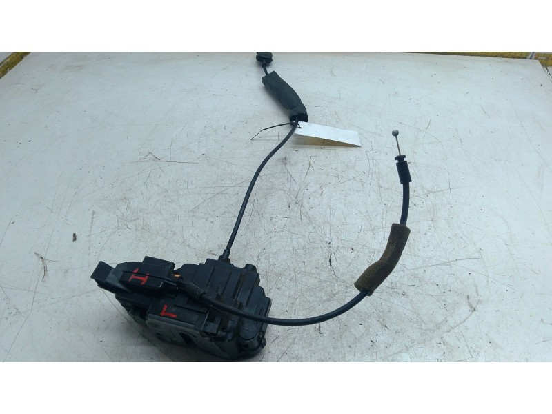 Recambio de cerradura puerta trasera izquierda para renault grand scénic iii (jz0/1_) 1.5 dci referencia OEM IAM   