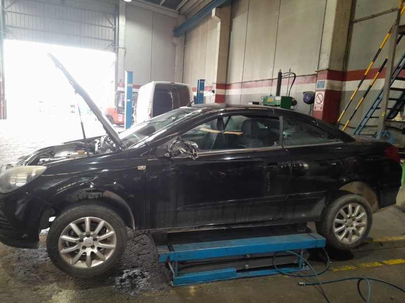 opel astra h twintop (a04) del año 2007