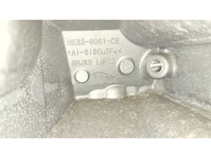 Recambio de soporte motor izquierdo superior para jaguar f-pace (x761) 3.0 scv6 awd referencia OEM IAM HK836061-CB  