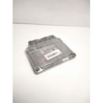 Recambio de centralita motor uce para seat ibiza (6l1) signo referencia OEM IAM 03E906033D 5WP4012104 215603
