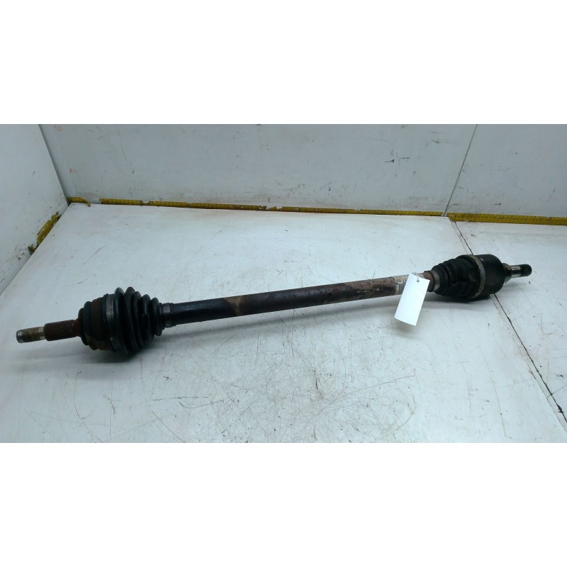 Recambio de transmision delantera derecha para peugeot 308 ii (lb_, lp_, lw_, lh_, l3_) 1.6 hdi referencia OEM IAM 9806699780  