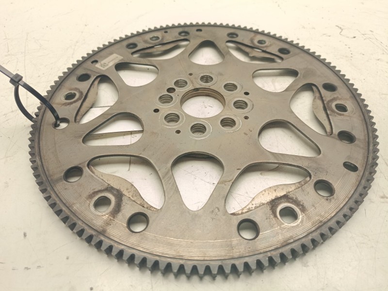 Recambio de volante motor para bmw 5 (e60) 525 d referencia OEM IAM 8506670  