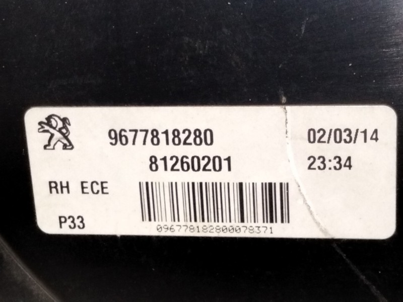 Recambio de piloto trasero derecho porton para peugeot 308 ii (lb_, lp_, lw_, lh_, l3_) 1.6 hdi referencia OEM IAM 9677818280  
