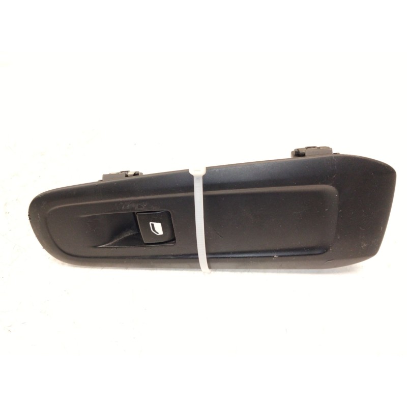 Recambio de mando elevalunas delantero derecho para peugeot 308 ii (lb_, lp_, lw_, lh_, l3_) 1.6 hdi referencia OEM IAM 96762292