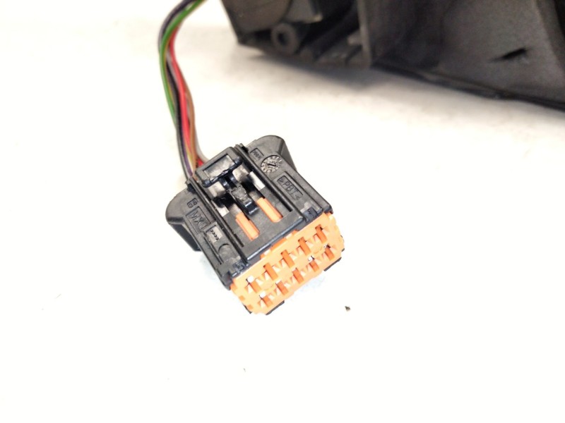 Recambio de retrovisor izquierdo para peugeot 308 ii (lb_, lp_, lw_, lh_, l3_) 1.6 hdi referencia OEM IAM   