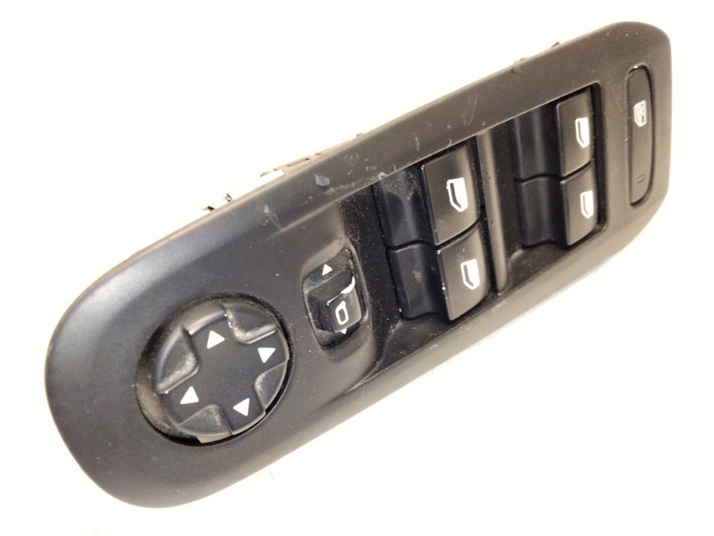 Recambio de mando elevalunas delantero izquierdo para peugeot 308 ii (lb_, lp_, lw_, lh_, l3_) 1.6 hdi referencia OEM IAM 967882