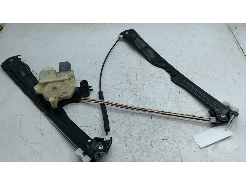Recambio de elevalunas delantero izquierdo para peugeot 308 ii (lb_, lp_, lw_, lh_, l3_) 1.6 hdi referencia OEM IAM   