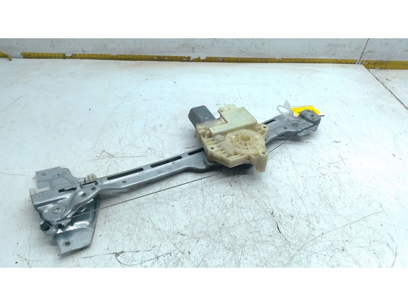 Recambio de elevalunas trasero derecho para peugeot 308 ii (lb_, lp_, lw_, lh_, l3_) 1.6 hdi referencia OEM IAM 9677737280  