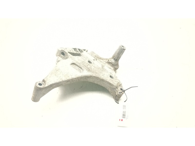 Recambio de soporte motor derecho inferior para volkswagen golf vi (5k1) 2.0 tdi referencia OEM IAM 03L199207  