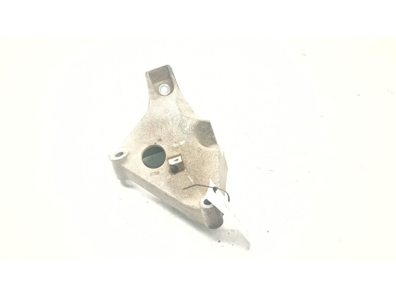 Recambio de soporte motor derecho superior para bmw 1 descapotable (e88) 120 i referencia OEM IAM 22116775041-01  