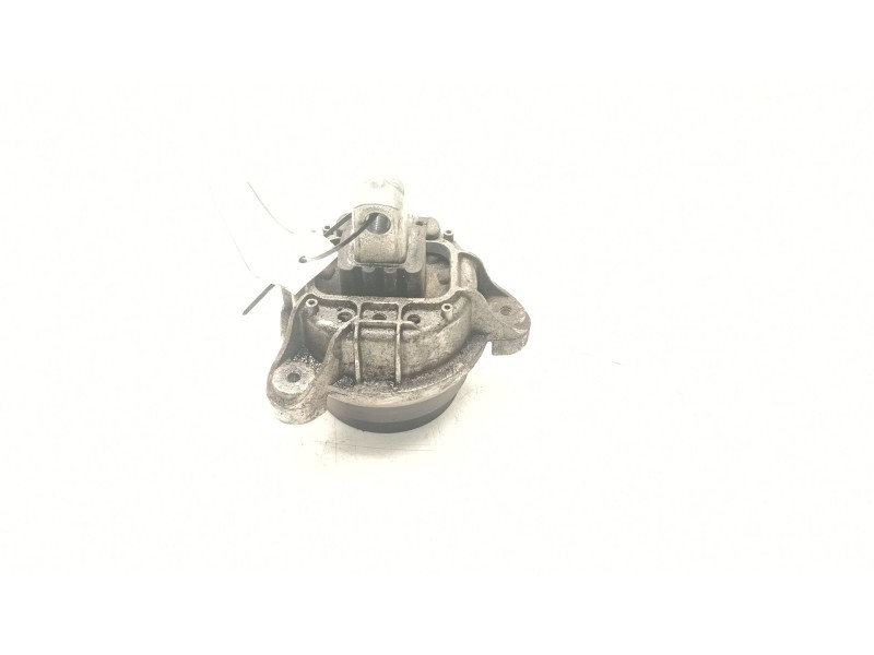 Recambio de soporte motor derecho inferior para bmw 5 touring (f11) 520 d referencia OEM IAM 6785602-02  