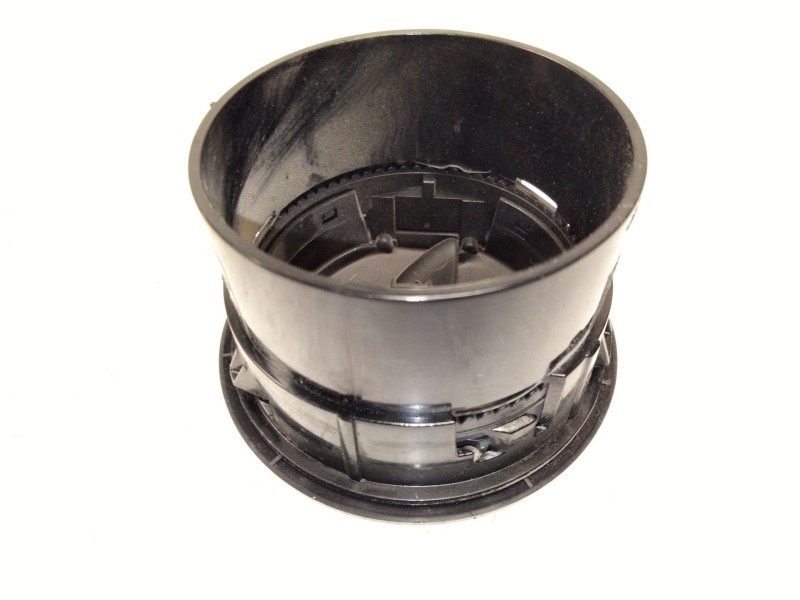 Recambio de aireador derecho para dacia dokker monospace (ke_) 1.5 dci / blue dci 75 (keaj, keah, kejw) referencia OEM IAM 68760