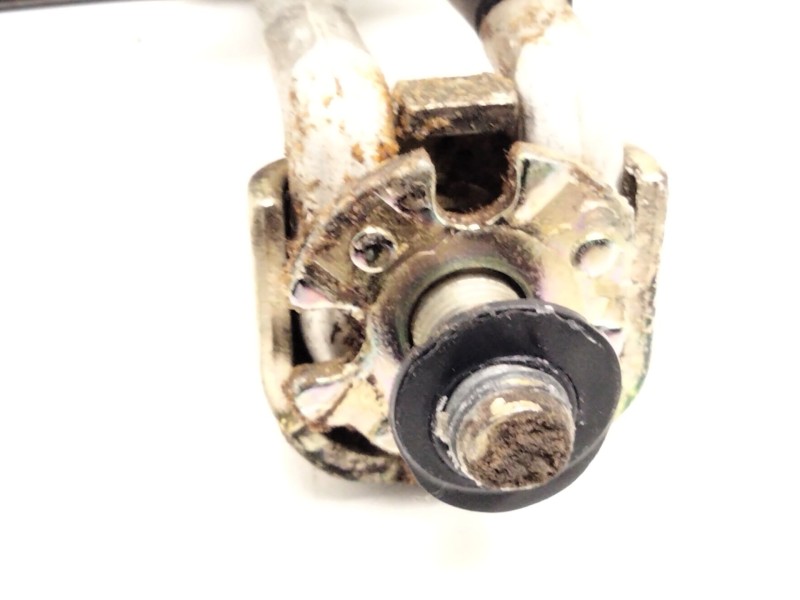 Recambio de enganche cinturon trasero izquierdo para volkswagen passat b5 (3b2) 1.9 tdi referencia OEM IAM 3B0857739A  