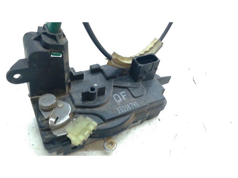 Recambio de cerradura puerta delantera izquierda para opel astra h twintop (a04) 1.6 (l67) referencia OEM IAM 13210748  