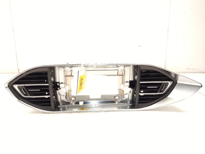 Recambio de aireador central para peugeot 308 ii (lb_, lp_, lw_, lh_, l3_) 1.6 hdi referencia OEM IAM 1304145XZD 1304148XZD 9807