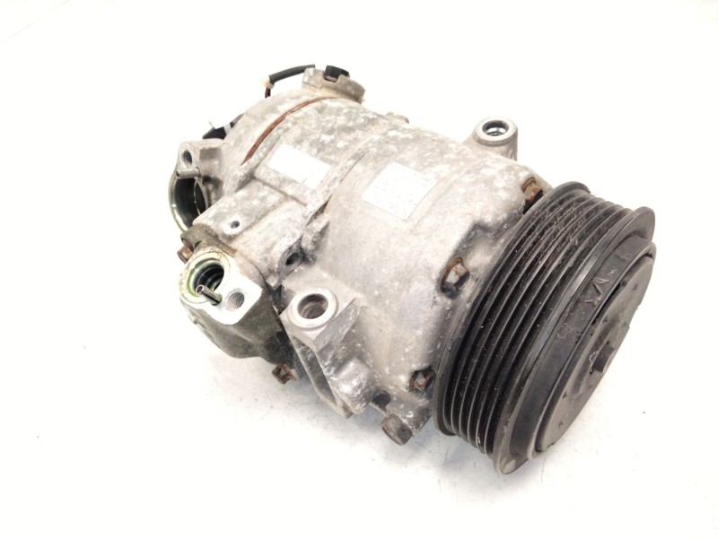 Recambio de compresor aire acondicionado para volkswagen polo (9n3) highline referencia OEM IAM 6Q0820808B  