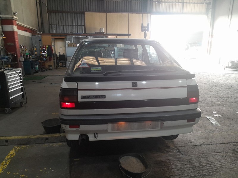 renault 11 (b/c37_) del año 1988