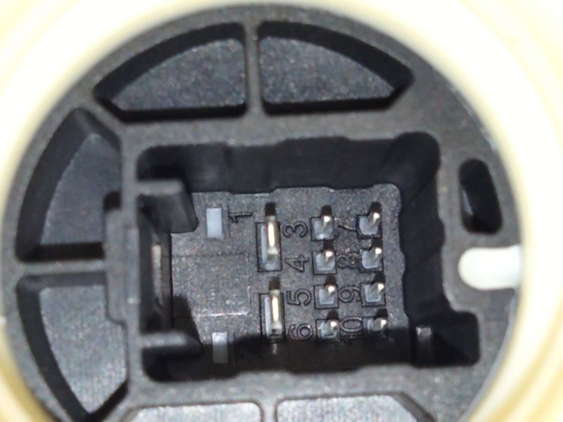 Recambio de elevalunas trasero derecho para toyota auris referencia OEM IAM 8570202020  