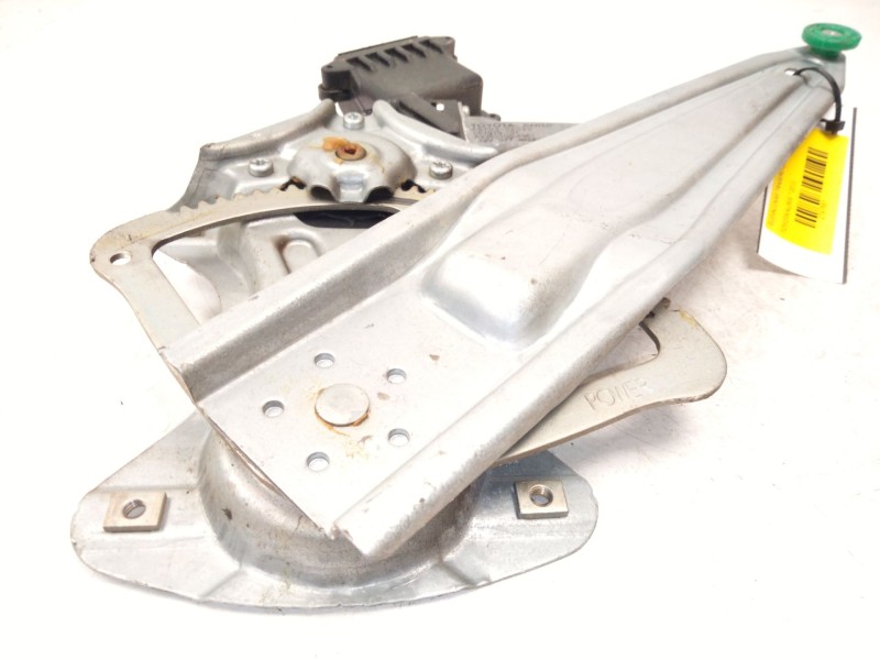 Recambio de elevalunas trasero derecho para toyota auris referencia OEM IAM 8570202020  