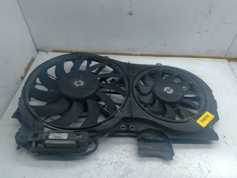 Recambio de electroventilador para audi a4 b7 (8ec) 2.0 referencia OEM IAM 8E0121205M  