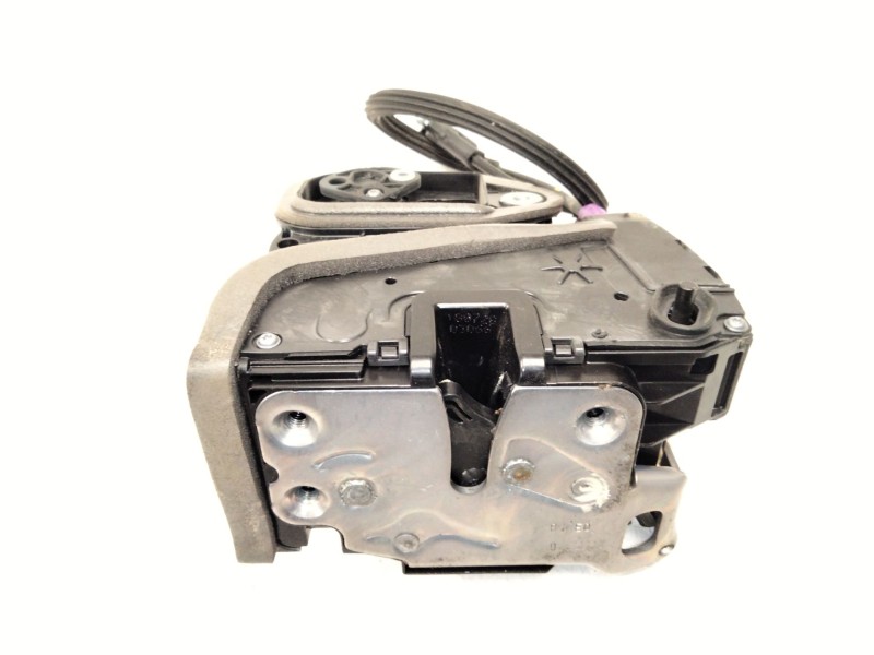 Recambio de cerradura puerta trasera izquierda para opel insignia b grand sport (z18) 1.5 (68) referencia OEM IAM 13598364  