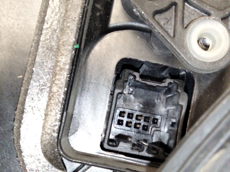 Recambio de cerradura puerta trasera izquierda para opel insignia b grand sport (z18) 1.5 (68) referencia OEM IAM 13598364  