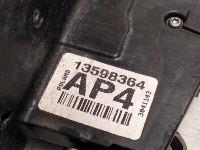 Recambio de cerradura puerta trasera izquierda para opel insignia b grand sport (z18) 1.5 (68) referencia OEM IAM 13598364  