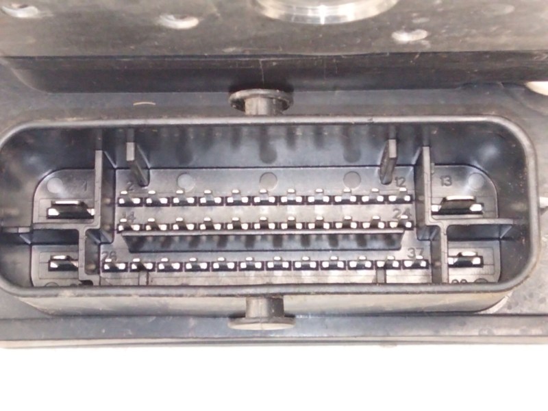 Recambio de abs para toyota auris referencia OEM IAM 4454002530  