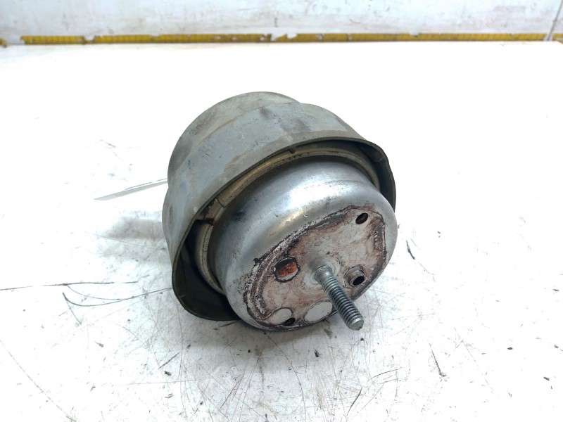 Recambio de soporte motor derecho inferior para audi a4 b7 (8ec) 2.0 referencia OEM IAM 8E0199382B  