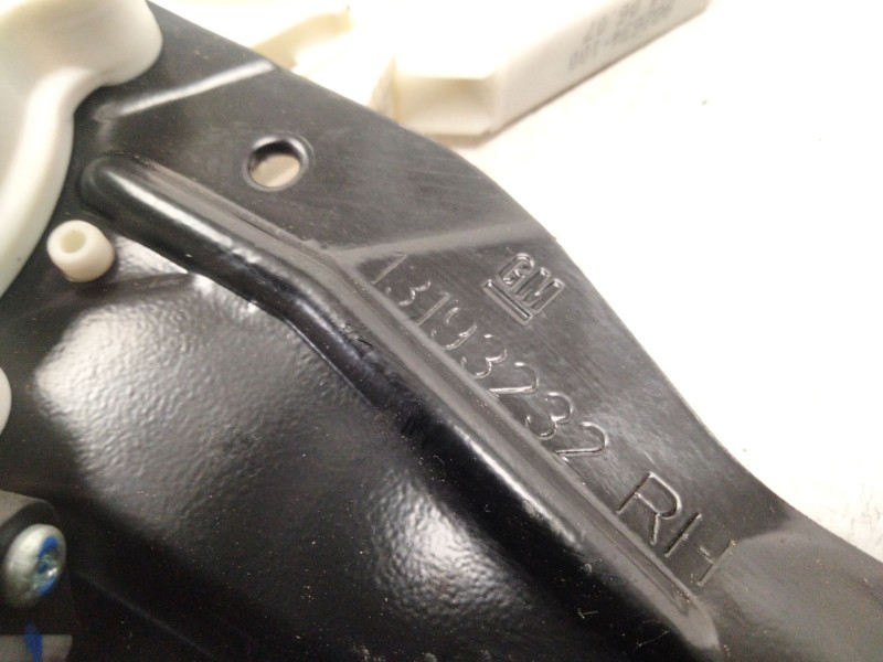 Recambio de elevalunas delantero derecho para opel astra h twintop (a04) 1.6 (l67) referencia OEM IAM 13193232  