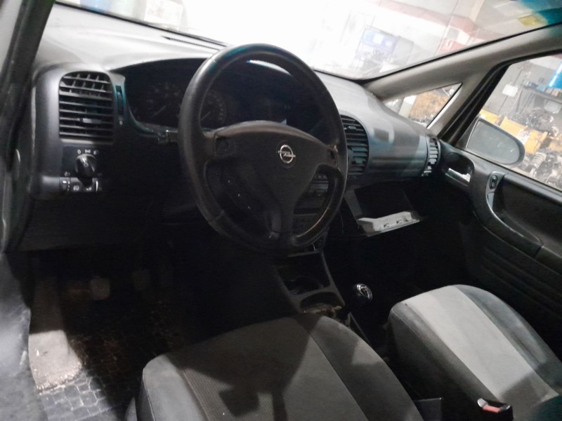 opel zafira a monospace (t98) del año 2004