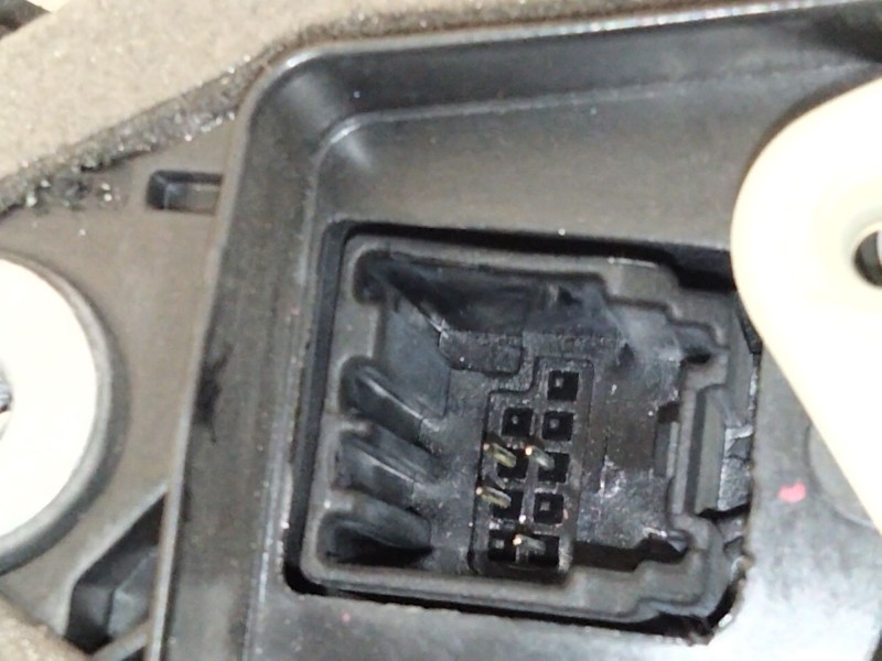 Recambio de cerradura puerta delantera derecha para opel insignia b grand sport (z18) 1.5 (68) referencia OEM IAM 13597530  